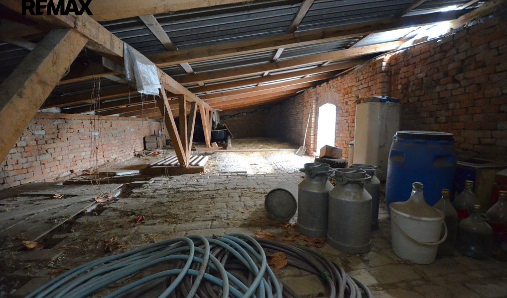 Prodej domu 186 m² s pozemkem 7 638 m², Uničov – náhled fotky 54