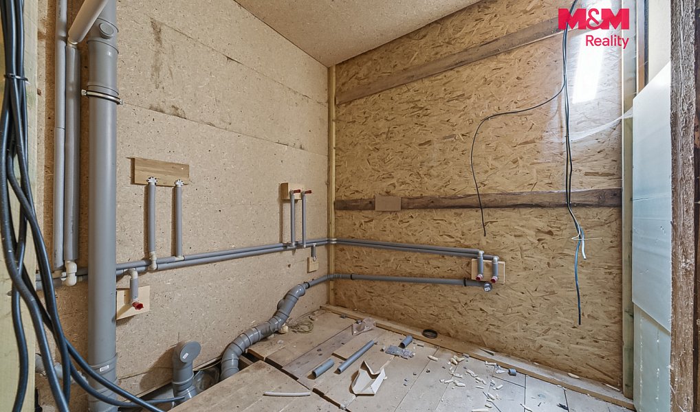 Prodej ubytovacího objektu 594 m², Zdobnice – náhled fotky 10