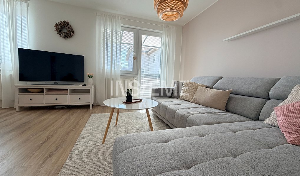 Pronájem bytu 3+kk 62 m², Hustopeče – náhled fotky 2