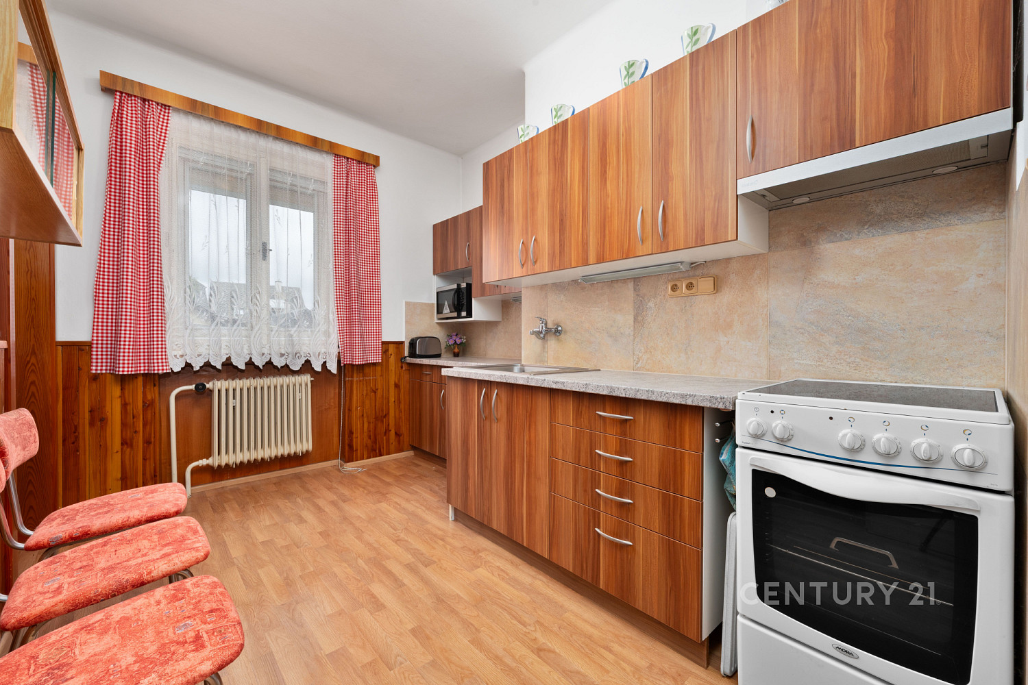 Prodej domu 220 m² s pozemkem 454 m² – fotografie 4