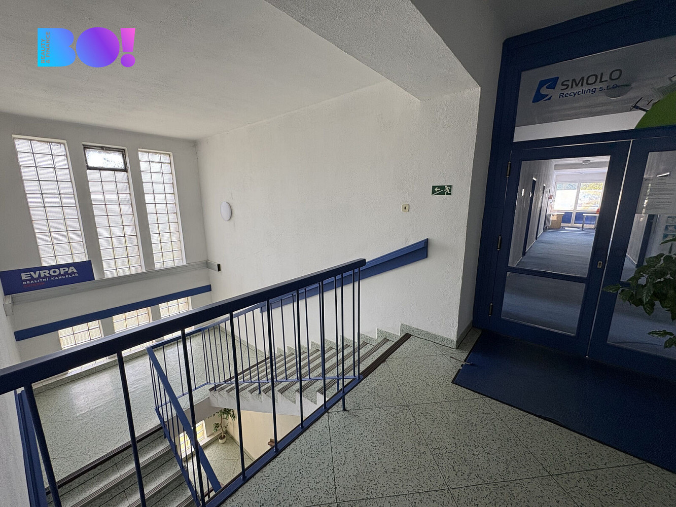 Pronájem kanceláře 180 m² – fotografie 3