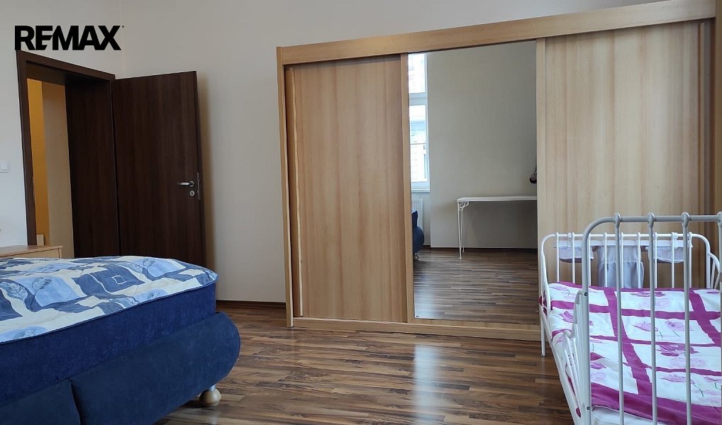 Prodej bytu 3+1 85 m², Karlovy Vary – náhled fotky 8
