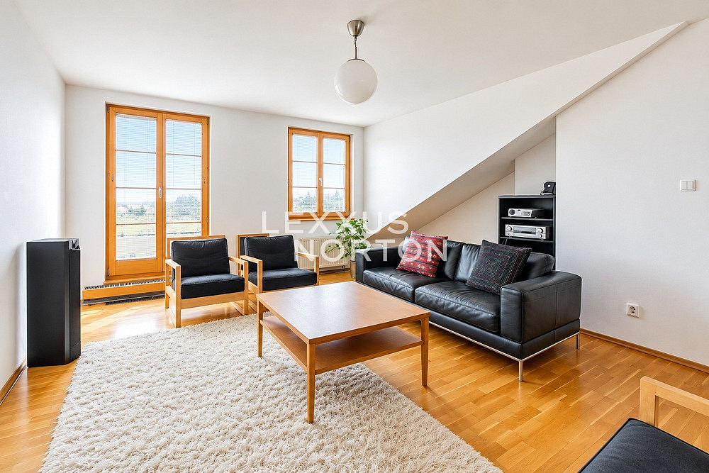 Pronájem bytu 4+kk 153 m²
