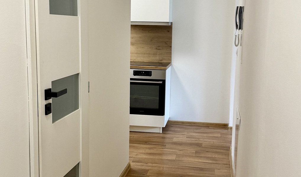 Pronájem bytu 2+kk 45 m², Kvasice – náhled fotky 13