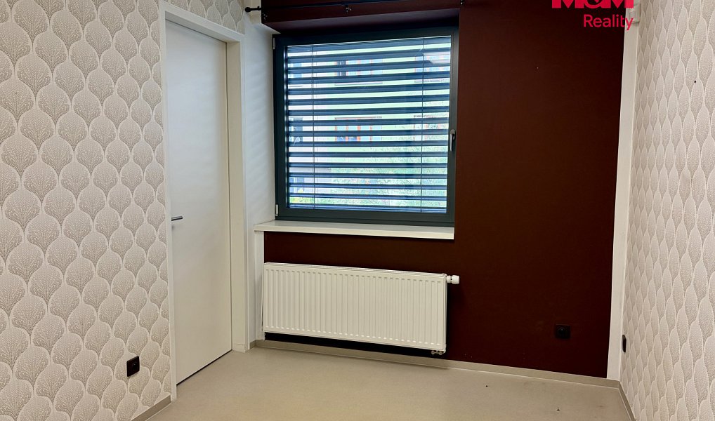 Pronájem obchodních prostor 10 m², Pardubice – náhled fotky 3