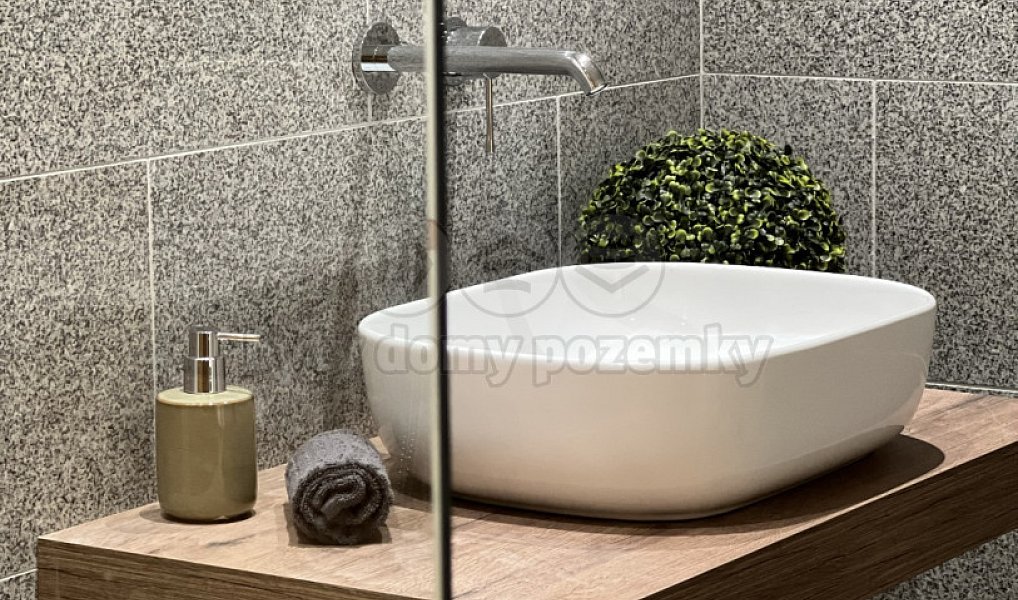 Prodej chaty/chalupy 200 m² s pozemkem 402 m², Mikulovice – náhled fotky 14