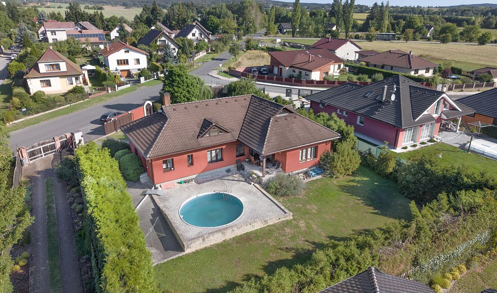Prodej domu 200 m² s pozemkem 1 400 m², Rožmitál pod Třemšínem – náhled fotky 30