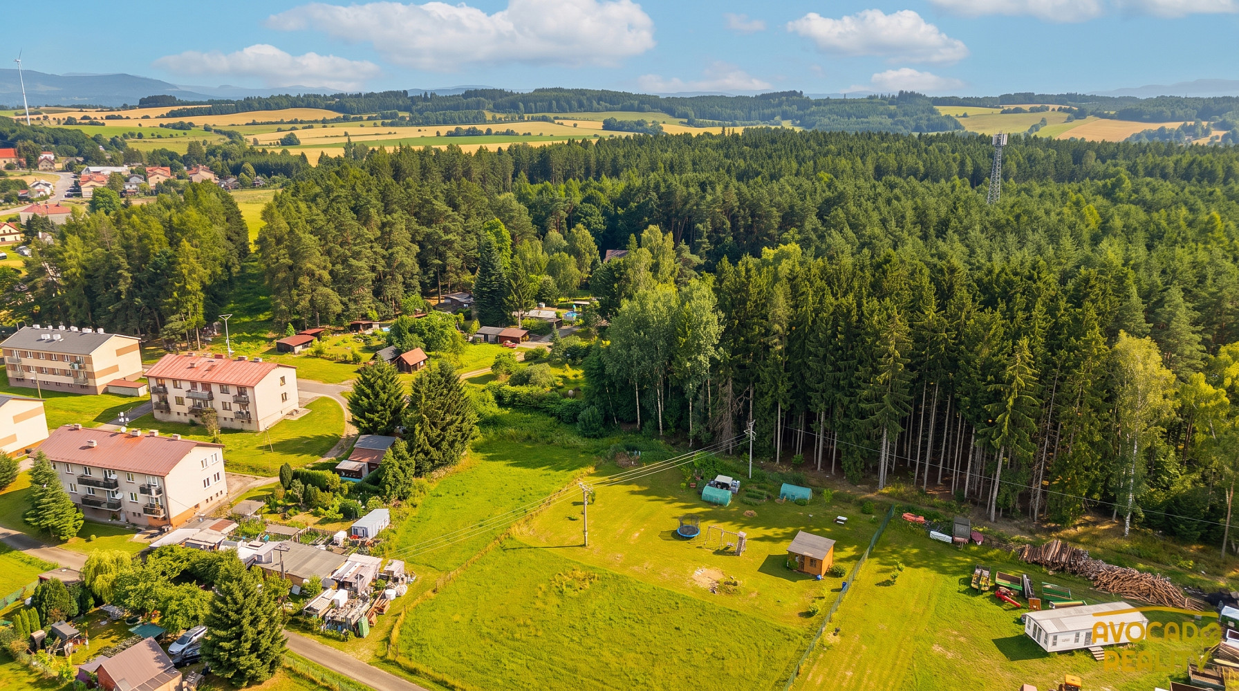 Prodej stavebního pozemku 2 727 m²