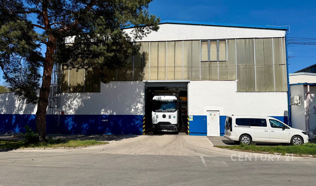 Pronájem výrobních prostor 3 000 m², Ivančice – náhled fotky 12