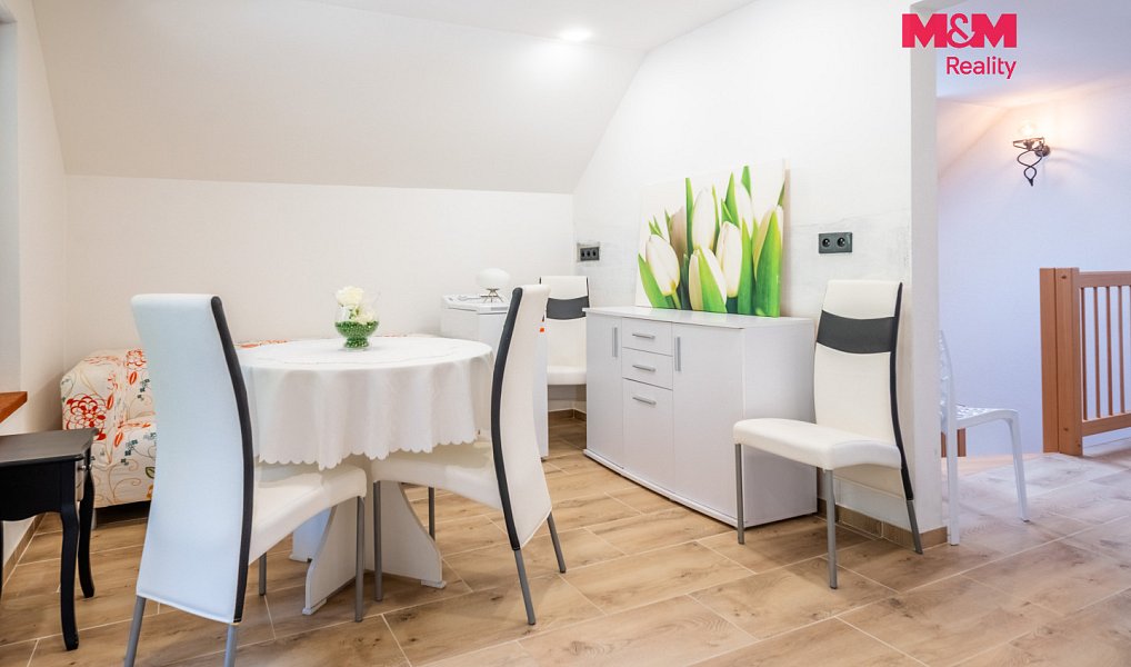 Prodej domu 187 m² s pozemkem 1 270 m², Svatá Maří – náhled fotky 8