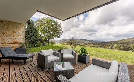 Prodej domu 246 m² s pozemkem 327 m², Na Golfu, Beroun - Beroun-Závodí