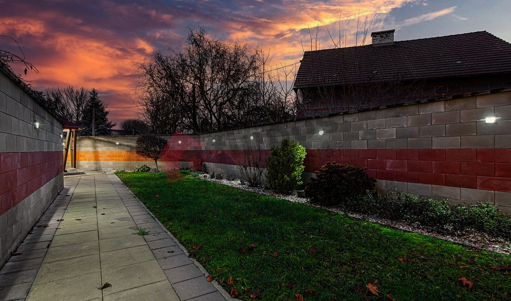 Prodej domu 149 m² s pozemkem 408 m², Býkev – náhled fotky 24