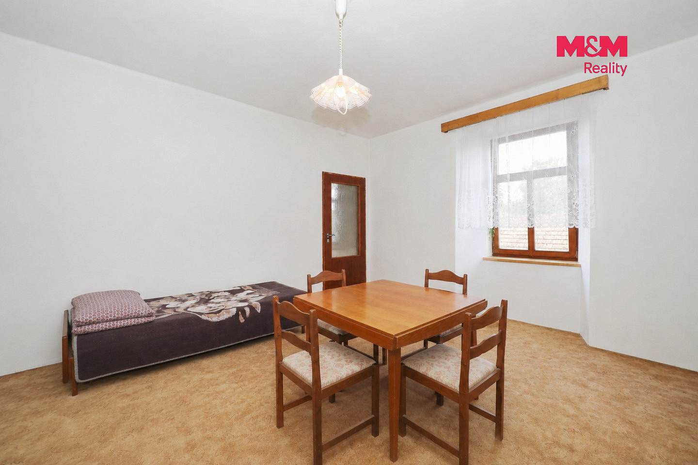 Prodej domu 207 m² s pozemkem 645 m² — photo 2