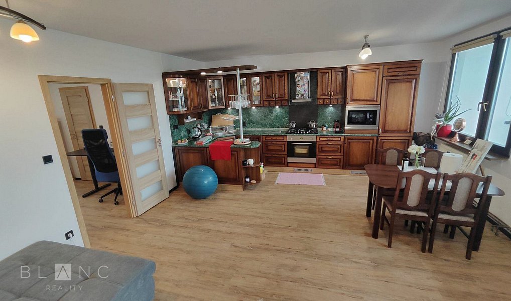 Pronájem bytu 3+kk 71 m², Praha – náhled fotky 2