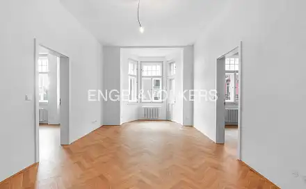 Pronájem bytu 3+kk 80 m²