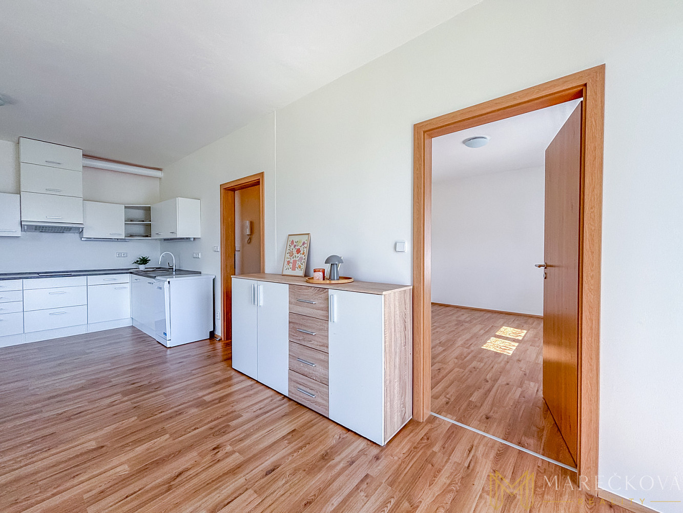 Pronájem bytu 2+kk 52 m² — photo 3