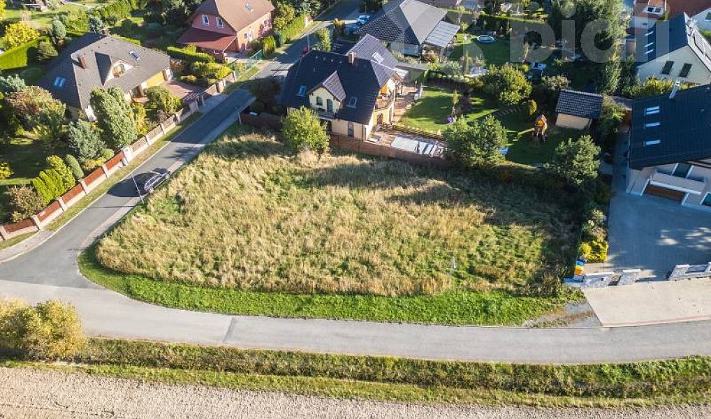Prodej pozemku, 936 m², Praha-východ, Tehovec