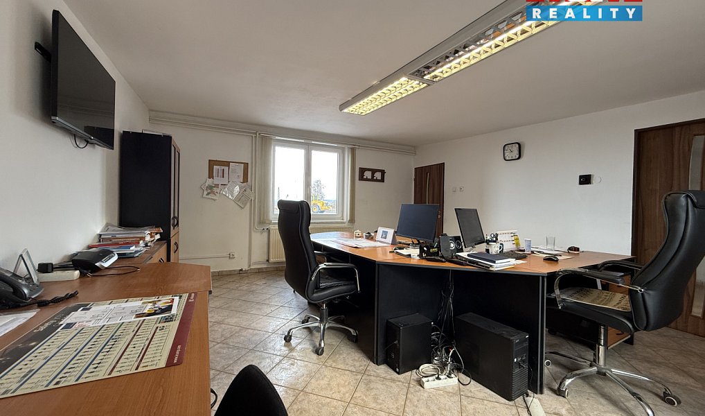 Prodej obchodních prostor 337 m², Protivín – náhled fotky 2