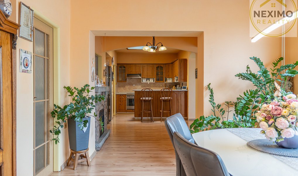 Prodej domu 220 m² s pozemkem 631 m², Vyškov – náhled fotky 2