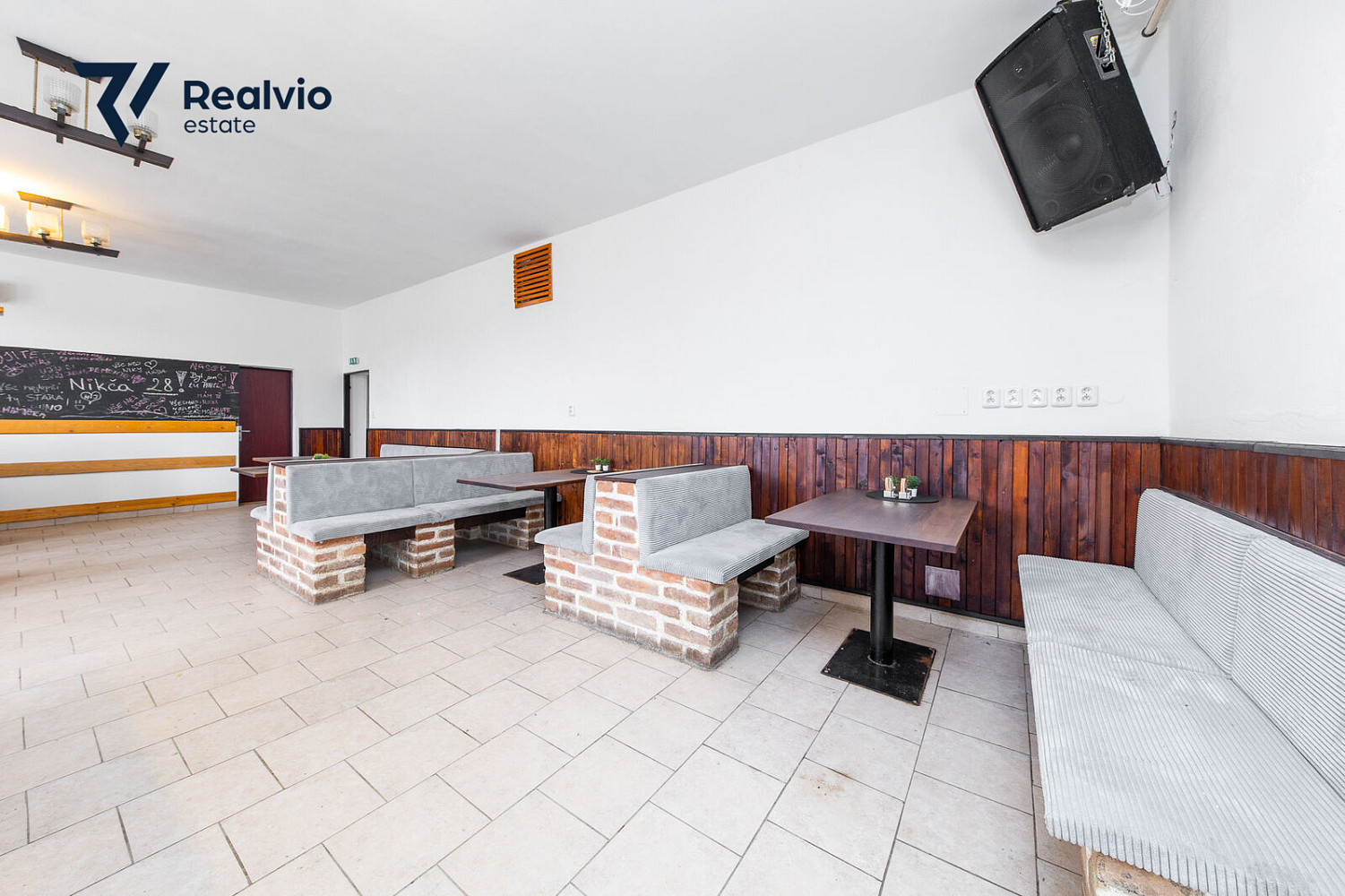 Prodej restaurace 136 m² – fotografie 5