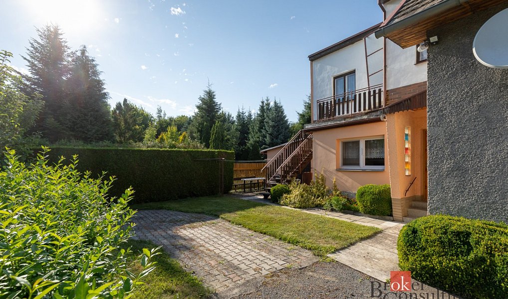 Prodej domu 138 m² s pozemkem 522 m², Radkov – náhled fotky 4