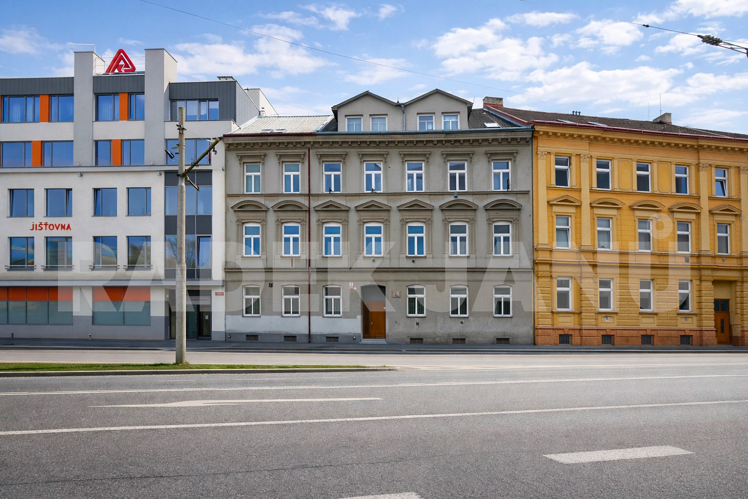 Pronájem bytu 3+kk 75 m²
