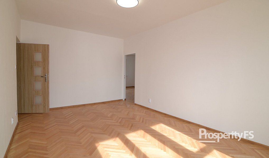 Pronájem bytu 3+1 72 m², Teplice – náhled fotky 4