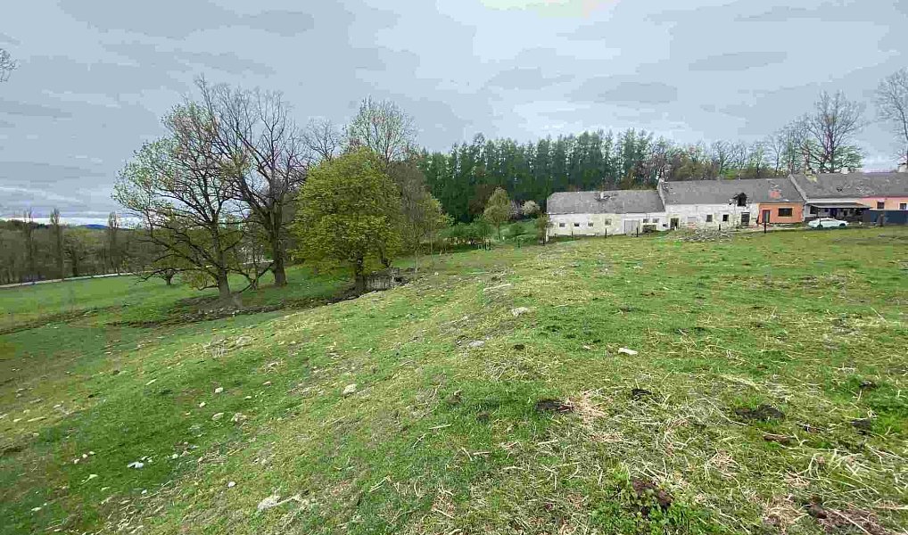 Prodej stavebního pozemku 1 212 m², Žár – náhled fotky 2