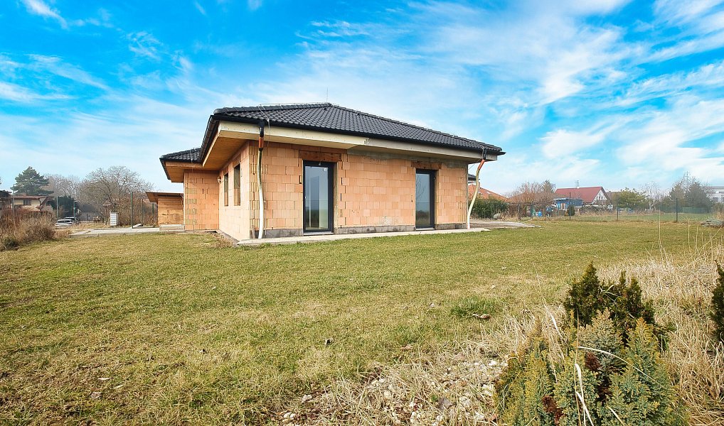 Prodej domu 173 m² s pozemkem 1 141 m², Krchleby – náhled fotky 18