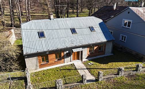 Prodej domu 140 m² s pozemkem 300 m², Jindřichov, okres Bruntál