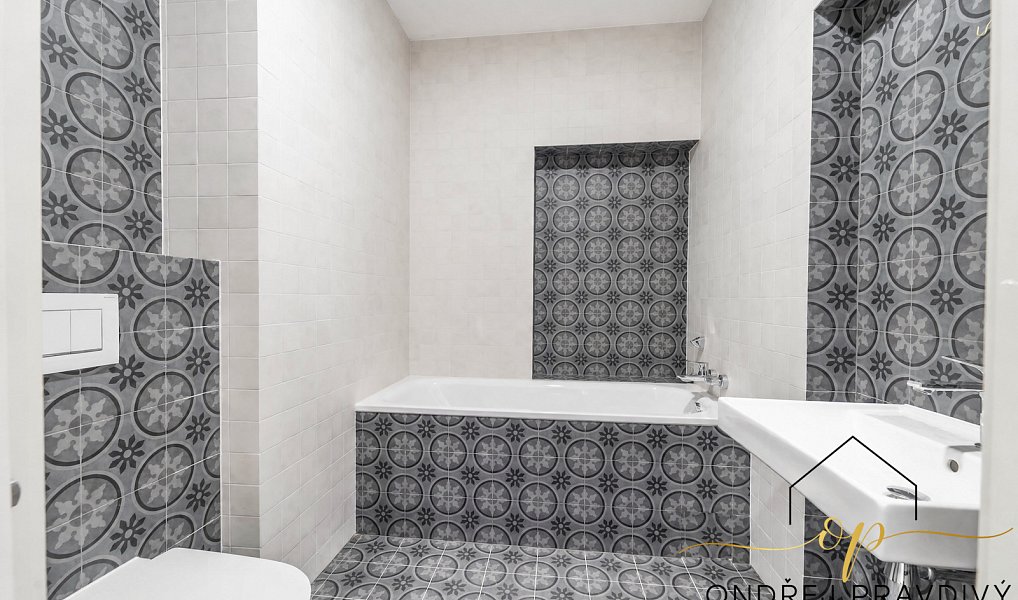 Prodej bytu 3+1 110 m², Všenory – náhled fotky 12