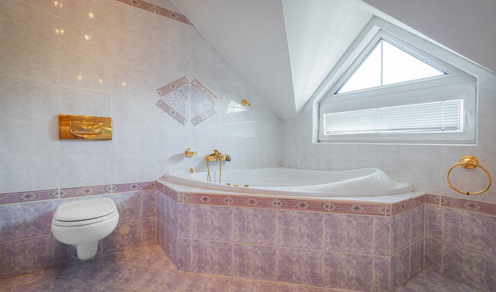 Prodej domu 185 m² s pozemkem 1 475 m², Olomouc – náhled fotky 28