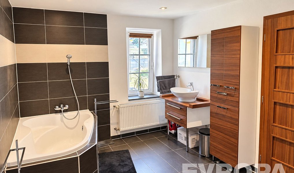 Prodej domu 138 m² s pozemkem 812 m², Stráž nad Nisou – náhled fotky 11
