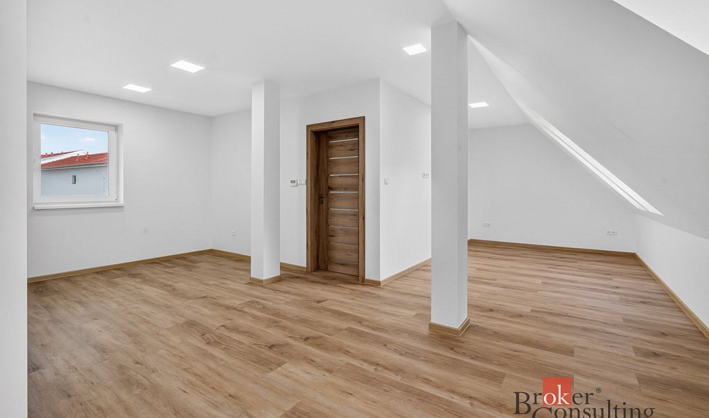 Prodej bytu 1+kk 49 m², Valtice – náhled fotky 9
