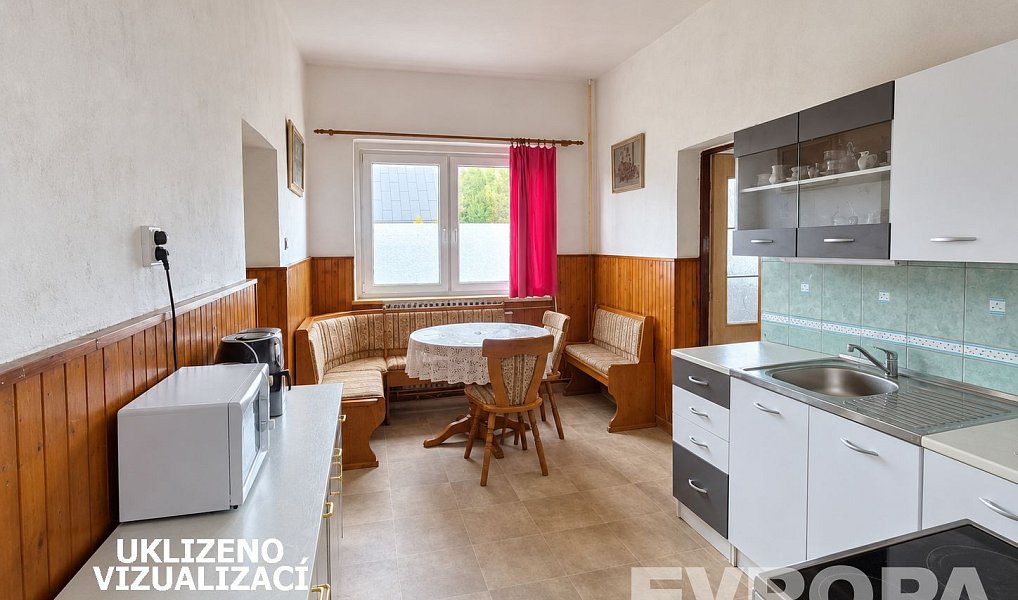 Prodej domu 240 m² s pozemkem 383 m², Kraslice – náhled fotky 4