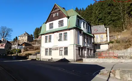 Prodej domu 250 m² s pozemkem 1 221 m², Janov nad Nisou, okres Jablonec nad Nisou