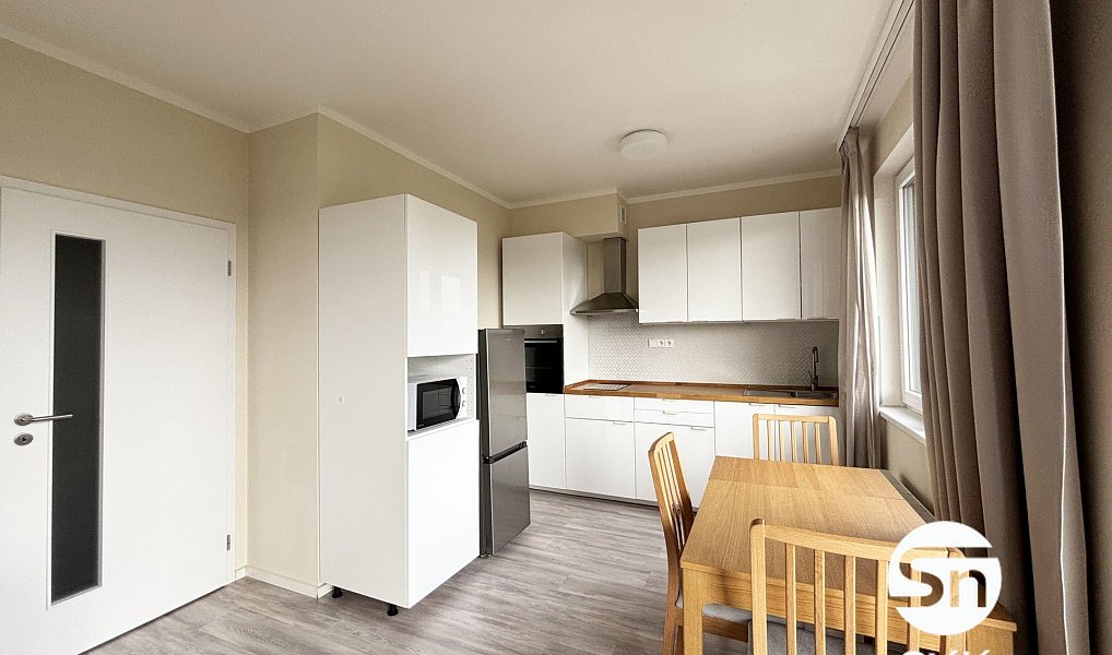 Pronájem bytu 1+kk 33 m², Praha – náhled fotky 3