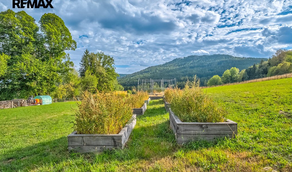 Prodej stavebního pozemku 1 749 m², Vyšší Brod – náhled fotky 23