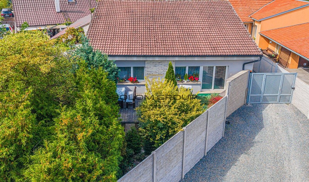 Prodej domu 140 m² s pozemkem 294 m², Rudná – náhled fotky 19
