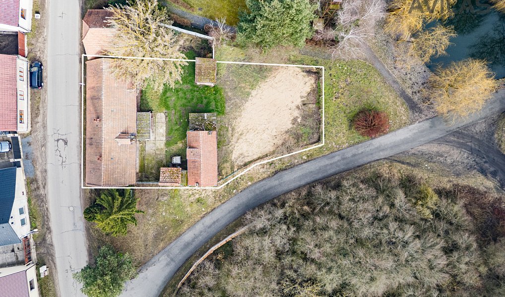 Prodej domu 100 m² s pozemkem 610 m², Tišice – náhled fotky 2