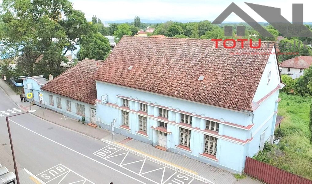 Prodej obchodních prostor 1 100 m², Předměřice nad Labem – náhled fotky 2