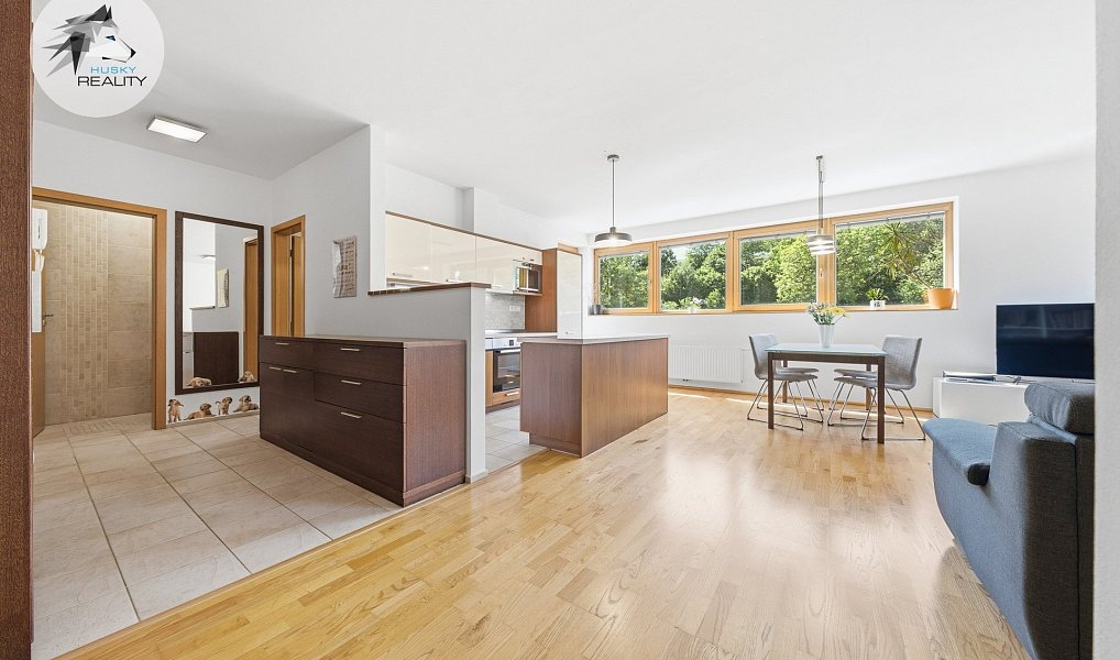 Prodej bytu 3+kk 89 m², Zlín – náhled fotky 2
