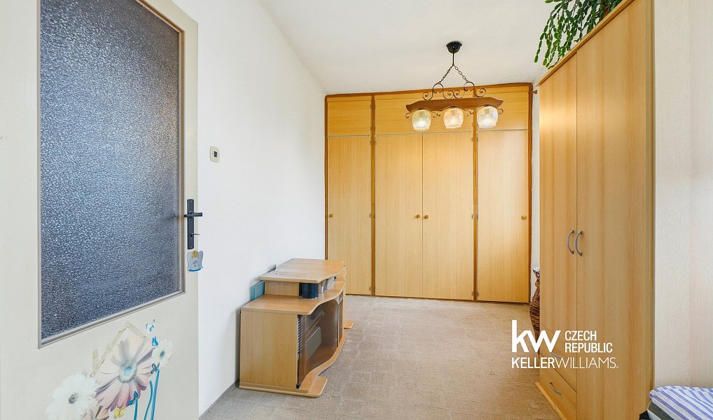 Prodej domu 252 m² s pozemkem 304 m², Teplice – náhled fotky 37