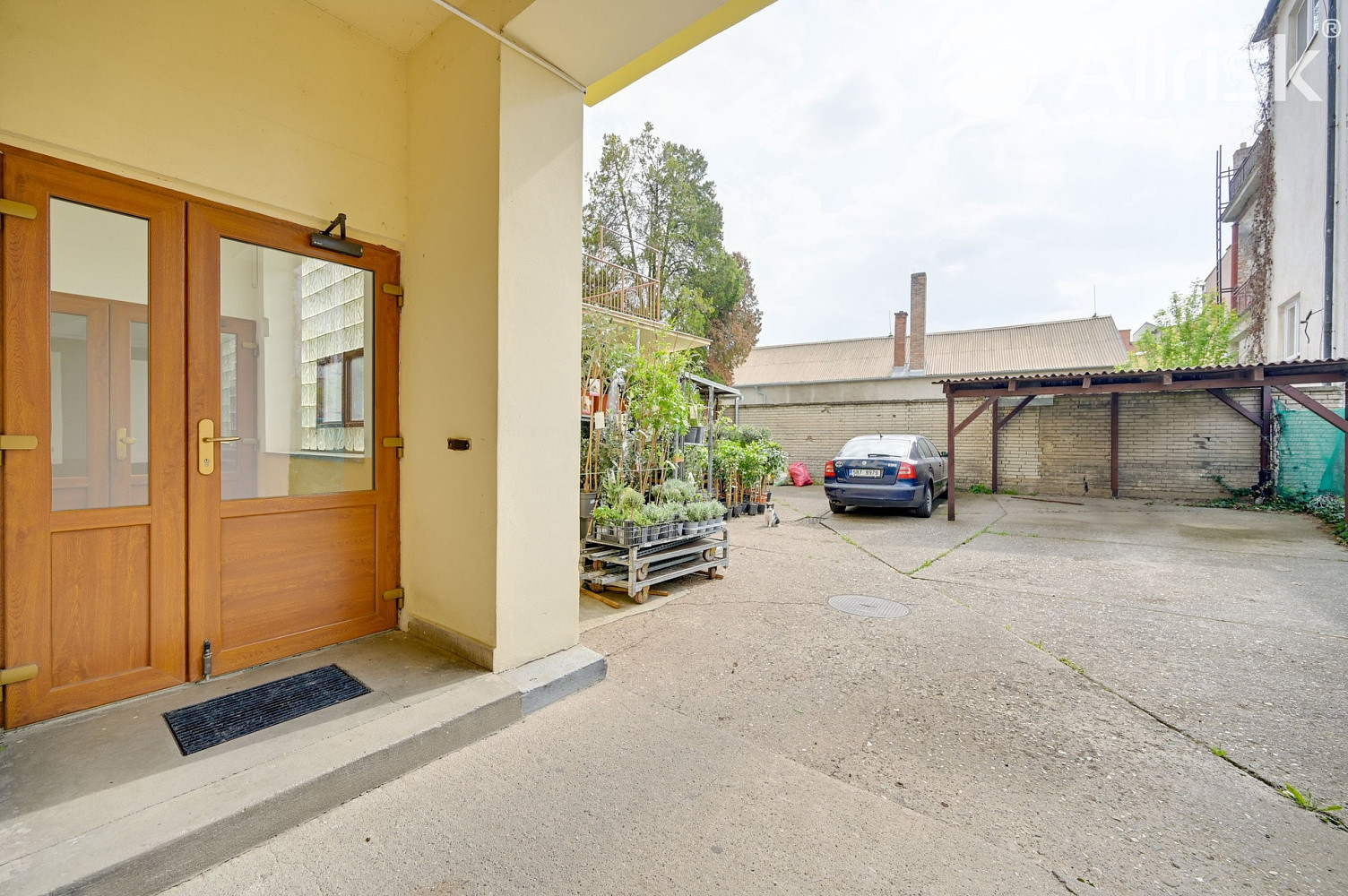Pronájem bytu 3+1 89 m² – fotografie 3