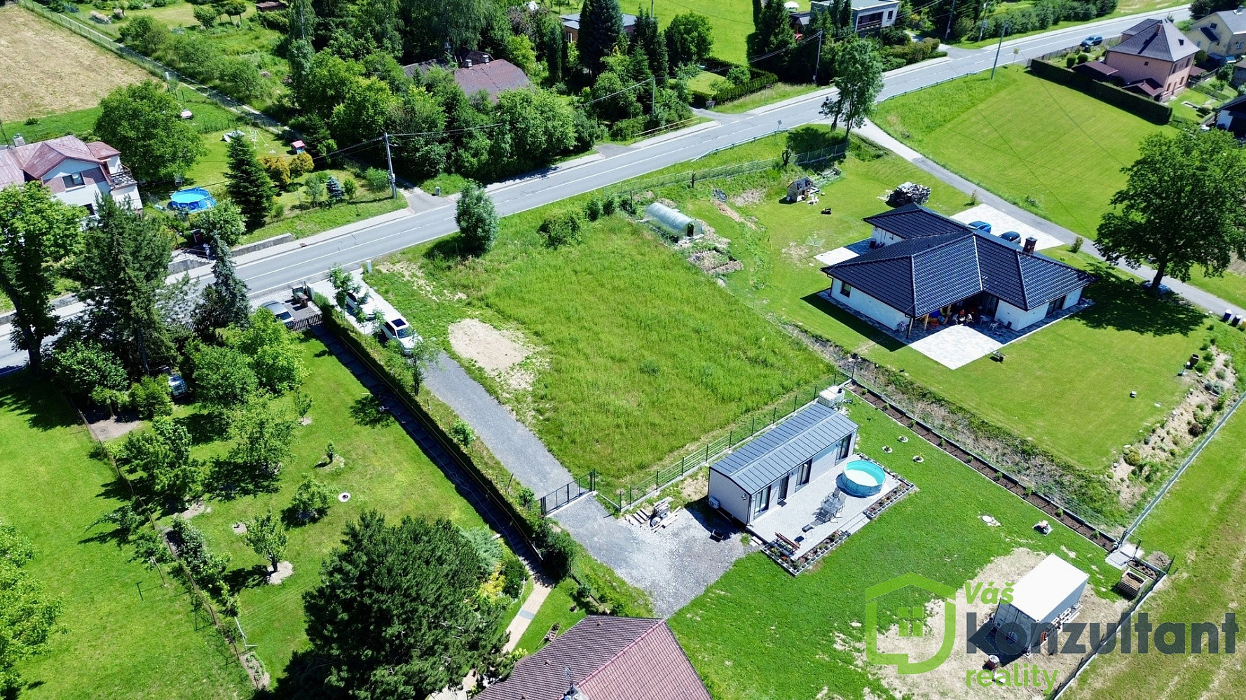 Prodej stavebního pozemku 1 000 m² – fotografie 5