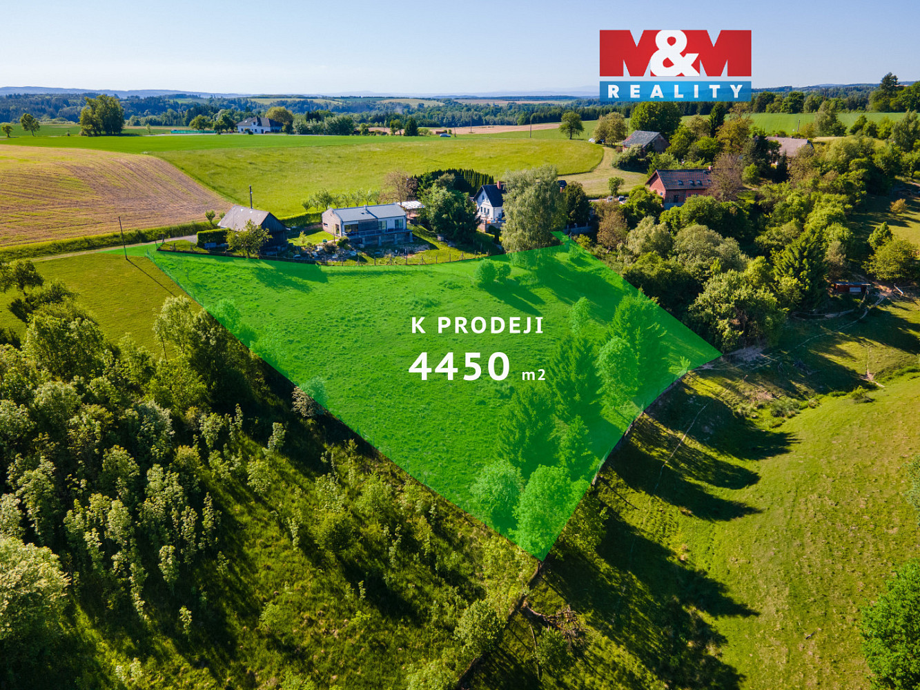 Prodej stavebního pozemku 4 450 m²