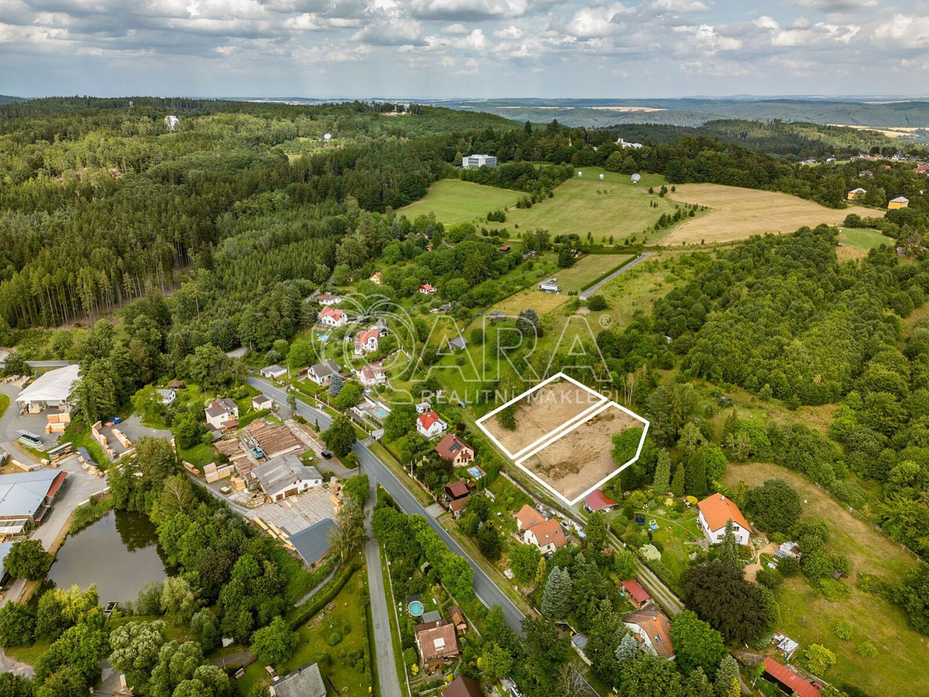 Prodej stavebního pozemku 1 296 m² – fotografie 5