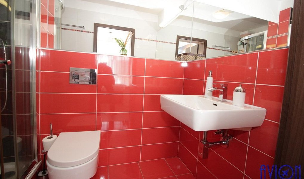 Pronájem domu 142 m² s pozemkem 347 m², Praha – náhled fotky 26