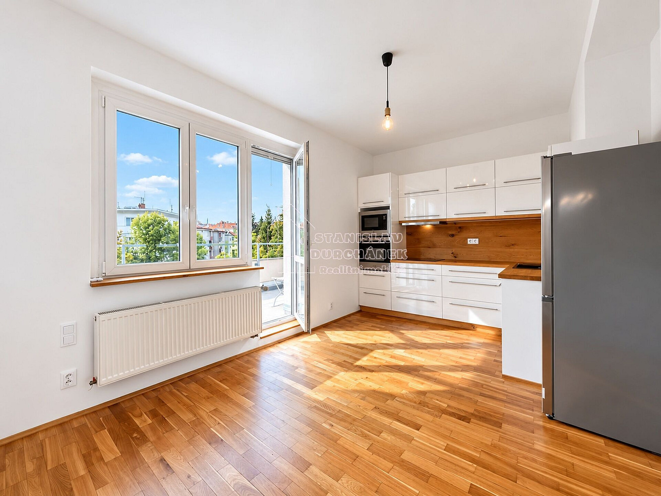 Pronájem bytu 3+kk 110 m² – fotografie 4
