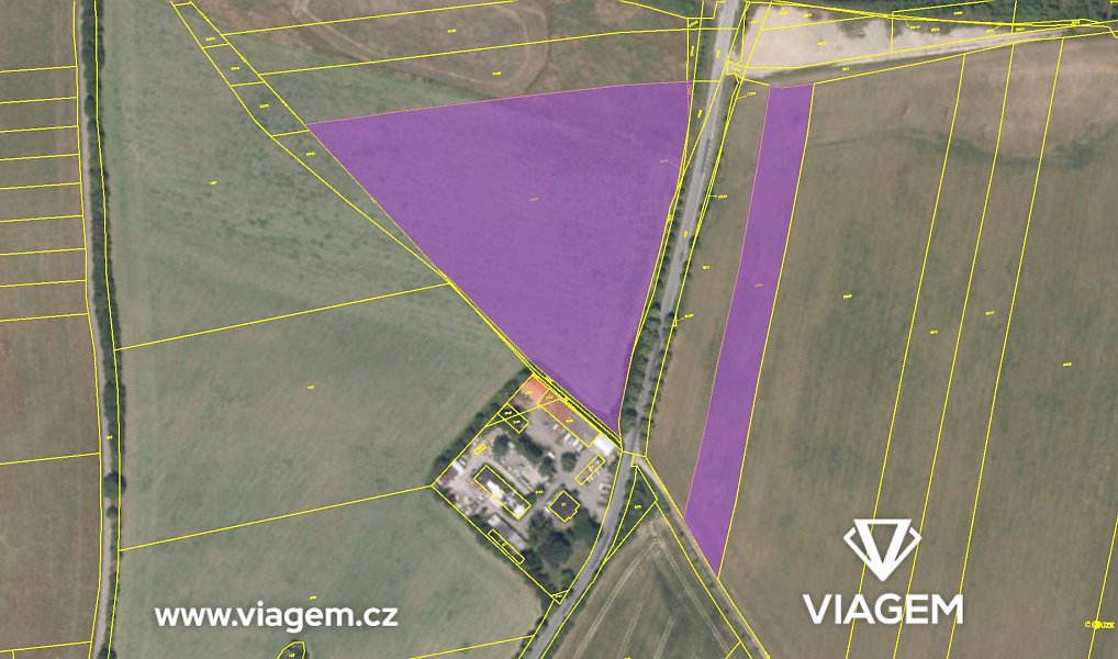Prodej pole 17 848 m², Praha – náhled fotky 4